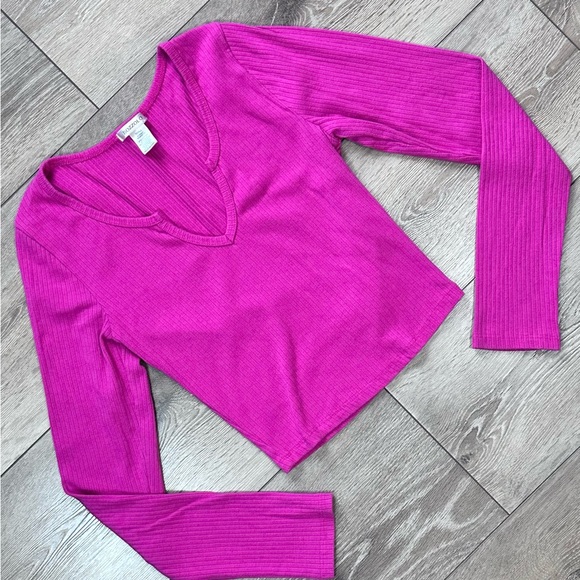 Bozzolo Hot Pink V-Neck Crop Top Y2K Style - Picture 2 of 10